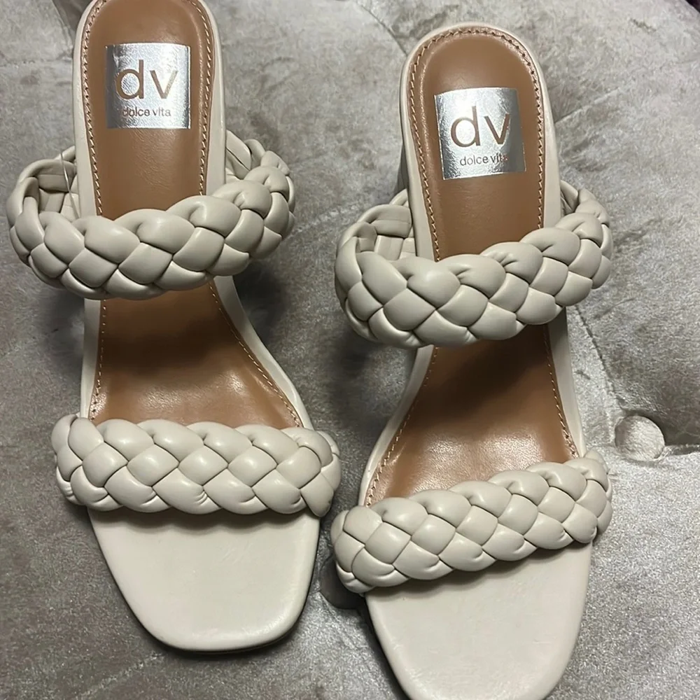 Dolce vita off white braided shoes with block heel, new